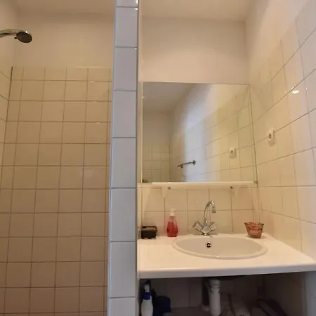 Modern Mansion In With Private Garden Ferienhaus