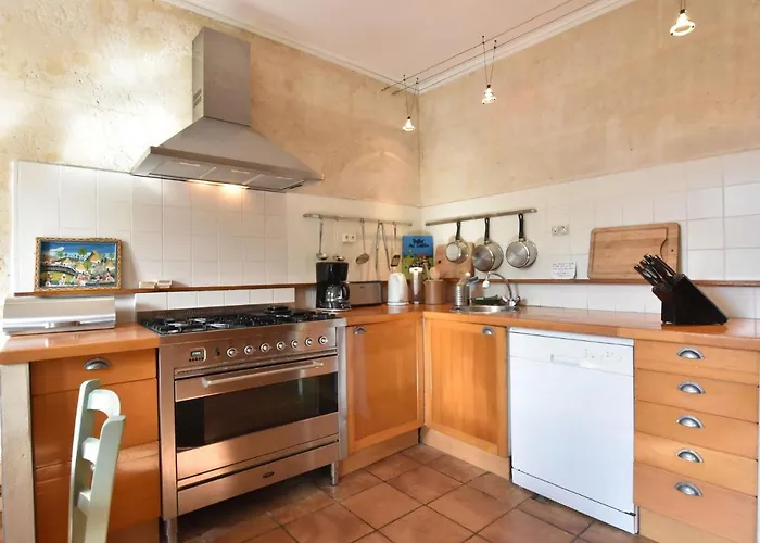 Mansion In Machemont With Private Garden, Bbq & Fireplace Holiday home Machemont