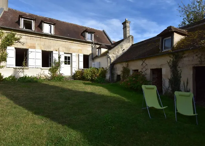 Vakantiehuis Modern Mansion In With Private Garden